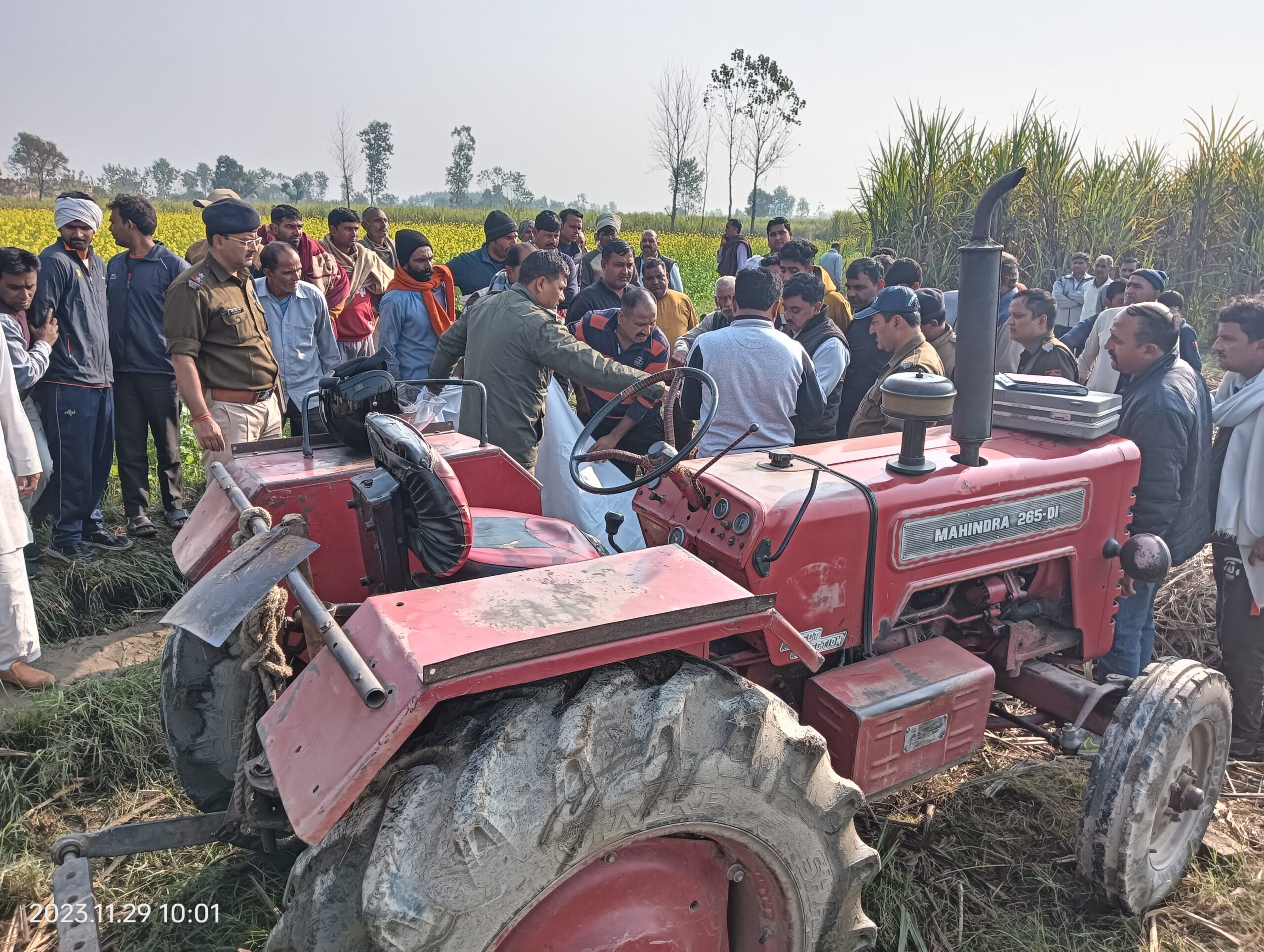 मंगलौर के लिब्बरहेडी गांव में किसान की दिनदहाड़े हत्या, खेत में गन्ना काटने के लिए गया था किसान, किसान के ट्रैक्टर के नीचे मिला शव