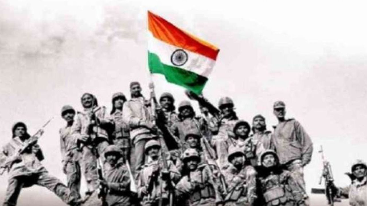 Kargil Vijay Diwas 2024: वीरता की गाथा उत्तराखंड के बहादुर सैनिकों के बिना अधूरी, 75 सैनिकों ने मातृभूमि के लिए दी जान