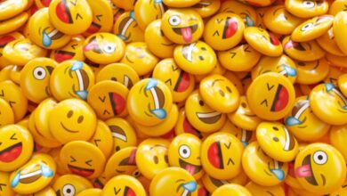 World Emoji Day 2024: इमोजी और स्माइली का पीले रंग क्यों होता है? इससे जुड़ी रोचक बातें जानें