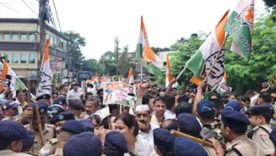 Congress Protest in Dehradun: देहरादून में कांग्रेस का विरोध प्रदर्शन, ED कार्यालय के बाहर भड़की हिंसा