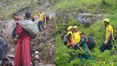 Kedarnath: जीवन बचाने की जद्दोजहद... सैनिक रस्सियों की मदद से चट्टानों से लोगों को नीचे लाने में जुटे