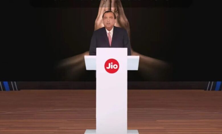 Reliance AGM 2024: मुकेश अंबानी बोले - jio ने भारत को 5G अंधकार से 5G प्रकाश में बदलने का काम किया