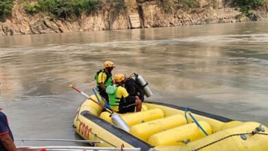 Rishikesh News: गंगा में डूबे दो लोगों का कोई पता नहीं, अब सोनार सिस्टम से की जा रही तलाश