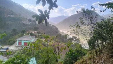 Uttarakhand weather: सुबह-शाम तापमान में गिरावट, दिन में धूप कर रही है परेशान, 24 के बाद बारिश का अलर्ट