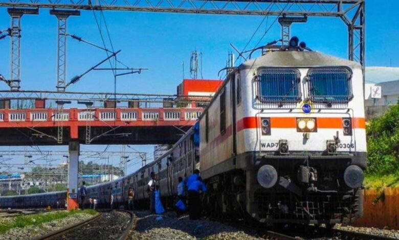 Pitri Chaya Express Train: अक्टूबर में मानसखंड की तर्ज पर चलने वाली पितृ छाया एक्सप्रेस, IRCTC की पहल