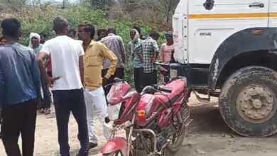 Uttarakhand Road Accident: रामनगर में दर्दनाक सड़क हादसा, तेज रफ्तार डंपर ने बाइक सवार मां-बेटे को कुचला, दोनों की मौके पर मौत