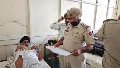 Punjab: 'चलो उसे कुचल देते हैं...', कांग्रेस नेता ने AAP उम्मीदवार पर चढ़ाया ट्रैक्टर; हमले में 5 लोग घायल