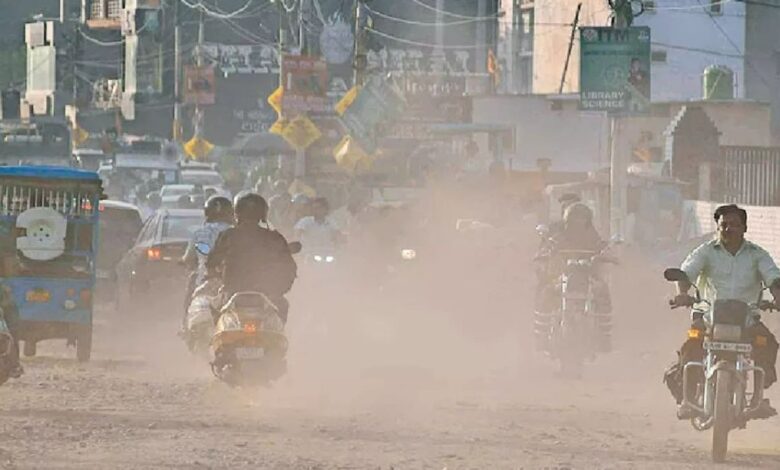 Dehradun Pollution: देहरादून में बढ़ा प्रदूषण, सांस संबंधी मरीजों को विशेष सतर्कता की जरूरत