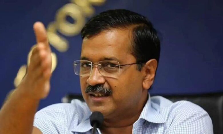 Delhi Elections: केजरीवाल और बीजेपी में तकरार, जीत के लिए बूथ स्तर पर बड़ी तैयारी