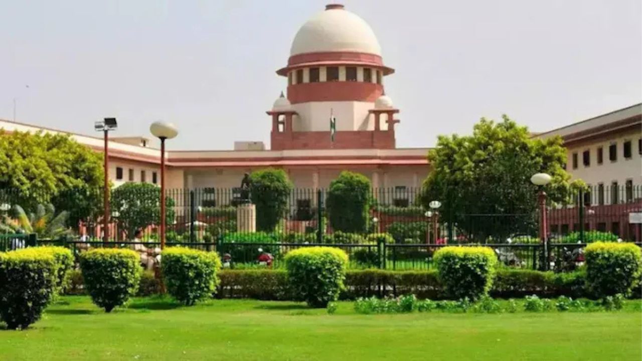 केंद्र सरकार ने Supreme Court को दिव्यांग बच्चों के लिए ई-टेक्स्ट सामग्री तैयार करने के लिए NCERT ने जारी किए दिशा-निर्देश के बारे ने दी सूचना 