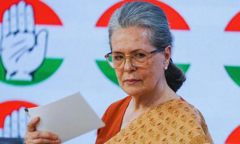 Sonia Gandhi birthday: सोनिया गांधी को पीएम मोदी और कांग्रेसी नेताओं ने दी जन्मदिन की शुभकामनाएं, जानिए क्या लिखा गया संदेश