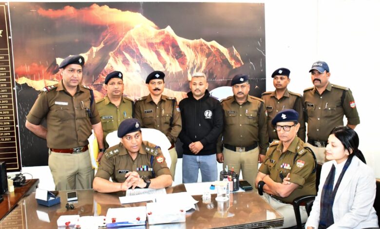 Haridwar: पुलिस ने किया हत्याकांड का  खुलासा, पैसा फिर बना मौत की वजह, साथ जाम छलकाने वाले ही निकले हत्यारे